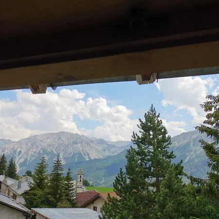 Chasa Sassalba Bed and Breakfast Lu