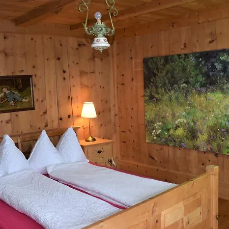 Chasa Sassalba Couette-café