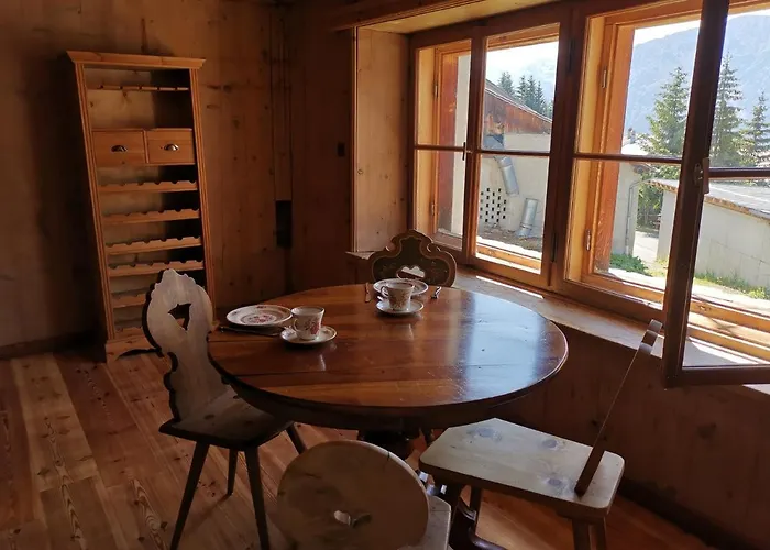 Chasa Sassalba Bed & Breakfast Lu