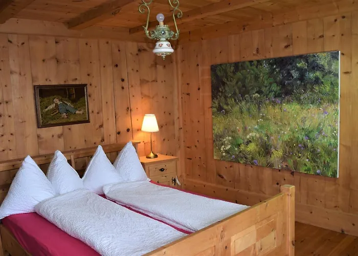 Chasa Sassalba Bed & Breakfast