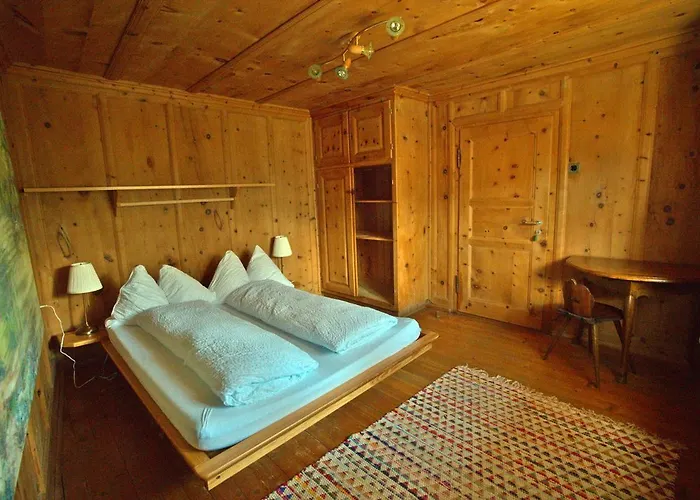 Chasa Sassalba Bed & Breakfast