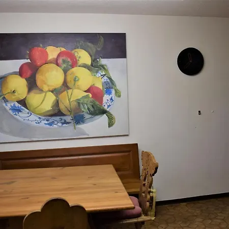 Alojamento de Acomodação e Pequeno-almoço Chasa Sassalba